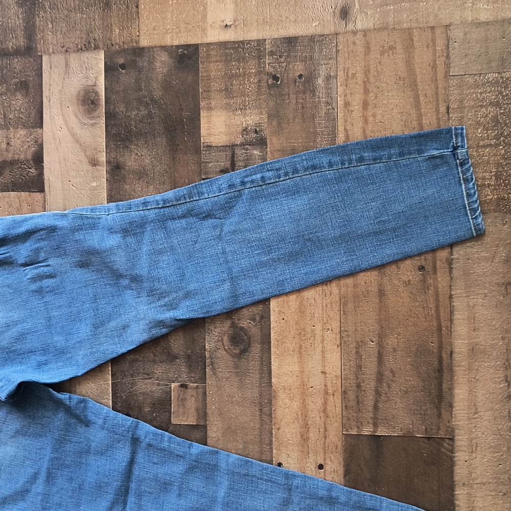 Frye Mid Rise Light Wash Faded Skinny Jeans Sz 8 Women - Picture 13 of 14